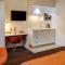 Mantra Charles Hotel