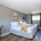 Hinton Highway Inn