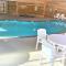 Super 8 by Wyndham Shakopee
