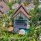 Paje Emerald Escapes