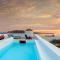 Cape Suite Oia
