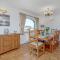 Glasfryn Rhoscolyn Relaxing family friendly home close to the beach