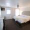 Inn on Charlotte Boutique Hotel