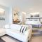 Grace Hotel, Auberge Collection