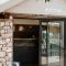 Lighthouse Guesthouse & Cafe