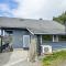 Holiday Home Rorbu by Interhome