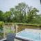 Lilac Lodge, 22 Roadford Lake Lodges