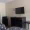Rodeway Inn & Suites