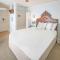 Inn on Charlotte Boutique Hotel