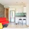 Studio on 5th, PVT Balcony, Oceanview Roof Pool