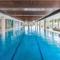 1BED-1BATHROOM-POOL-Gym-Sleeps 4 Guests