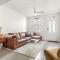Sydney Terrace In Historic Surry Hills