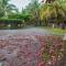 Sea Eye Hotel - Tropical Building
