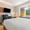 Microtel Inn and Suites - Salisbury