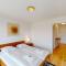 Amazing, central, sunny 1BR flat - Sun 12