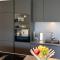 Bodensee Bergblick Suite by Stadtlandnest