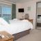 Apartment 11 - Latitude 51