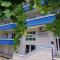 Blue Palace Guest House