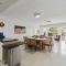 Beachfront - Beach Garden 1BR condo - E124-2