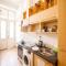 Very Central apartment- 2 Bedrooms and 2 Bathrooms