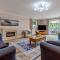 5 Bed in Woodbridge 72724