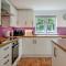 5 Bed in Wroxham 56103