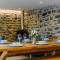 3 Bed in Aberdovey 75025