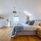 3 Bed in Aberdovey 75025