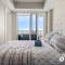 Executive Suite on the 31st Floor Queen Bed with Sofa Bed Free Parking BBQ