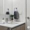 Executive Suite on the 31st Floor Queen Bed with Sofa Bed Free Parking BBQ