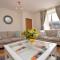 3 Bed in Bamburgh 76672
