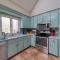 4 Bedroom Home by Leavetown Vacations