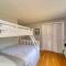 4 Bedroom Home by Leavetown Vacations