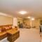 4 Bedroom Home by Leavetown Vacations