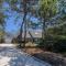 4 Bedroom Home by Leavetown Vacations