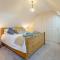 4 Bed in Ashford 86647