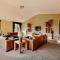 6 Bed in Ellington 91805
