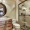 Lofty Fox Villa Townhouse