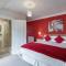 5 Bed in Melrose 79418