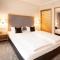 TOWNHOUSE Hotel