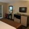 Ramada by Wyndham Rockville Centre