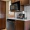 Ramada by Wyndham Drumheller Hotel & Suites