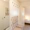 Carlotta s Beachroom