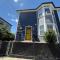 Luxurious Bedroom with Private Entrance & En-suite Bathroom