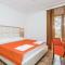 Milans Apartments