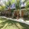 Palm Trees Villas