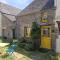 La Maison de Poupée Gîte cosy Monts dArrée Bretagne
