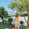 Coastal Garden Paradise Retreat- 6 min from the beach