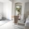 4 Rooms Hotel
