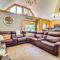 Ellijay Cabin with Hot Tub and Mountain Views